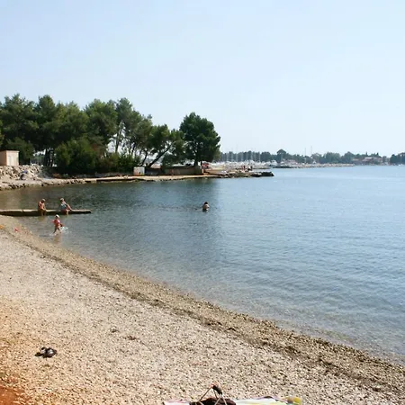 With A Parking Space Novigrad - 6936 Apartment