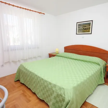 Apartment With A Parking Space Novigrad - 6936 *