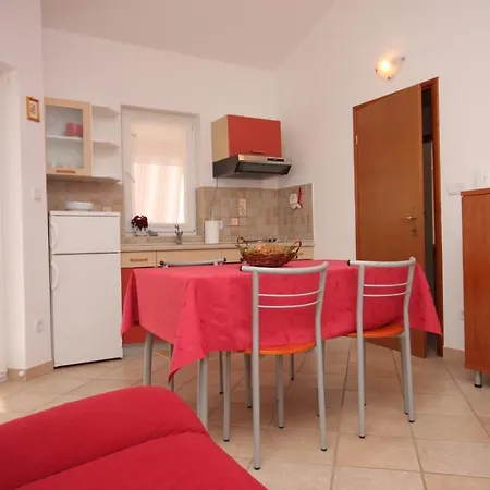 Apartment With A Parking Space Novigrad - 6936 *