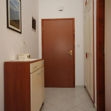 With A Parking Space Novigrad - 6936 Apartment Novigrad (Istria)