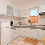 With A Parking Space Novigrad - 6936 شقة