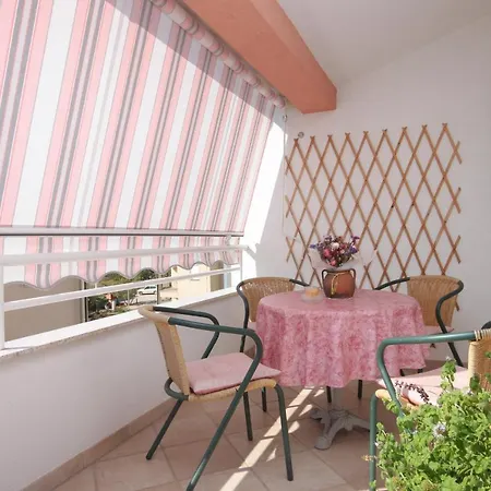 With A Parking Space Novigrad - 6936 Appartement Novigrad Istria