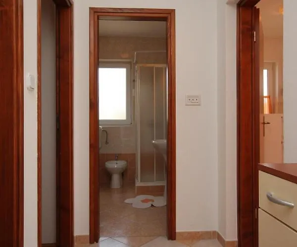 Διαμέρισμα With A Parking Space Novigrad - 6936