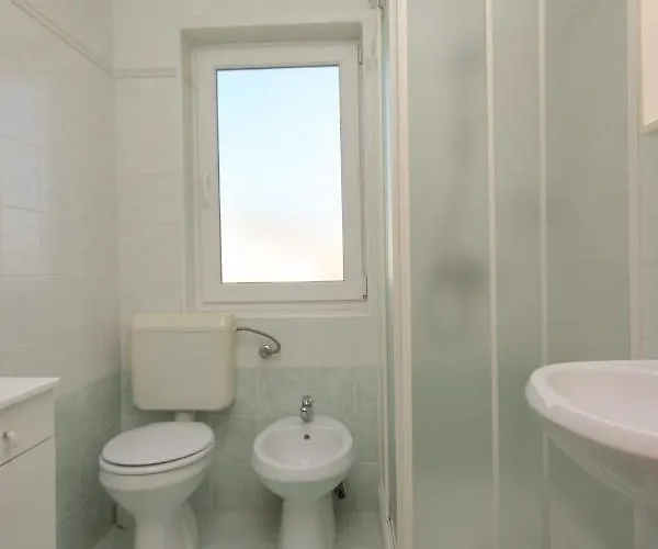 With A Parking Space Novigrad - 6936 Διαμέρισμα