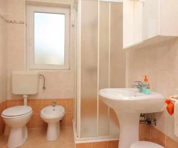 Διαμέρισμα With A Parking Space Novigrad - 6936