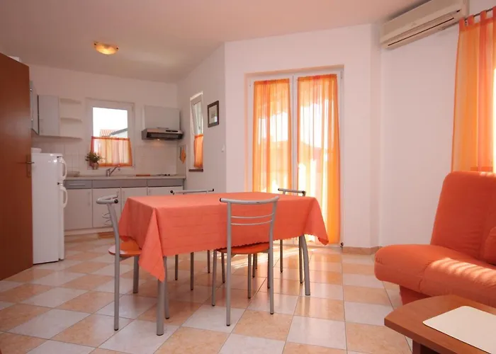 Διαμέρισμα With A Parking Space Novigrad - 6936 *